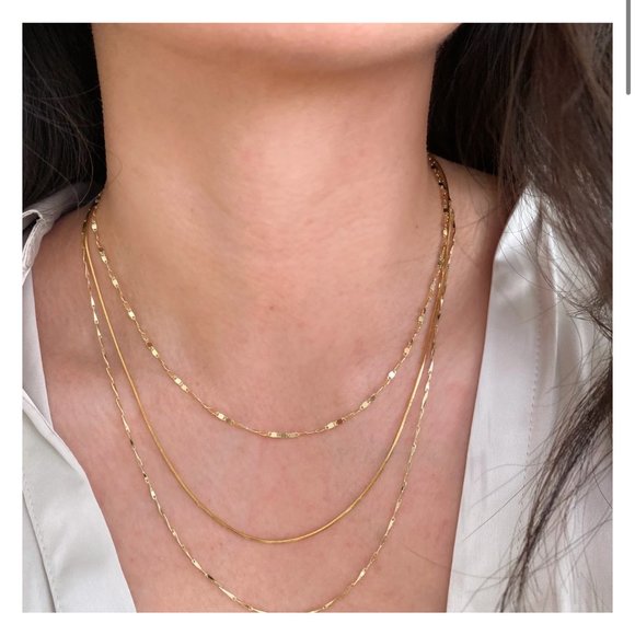 SPARKLE CHAIN NECKLACE - Picture 2 of 3